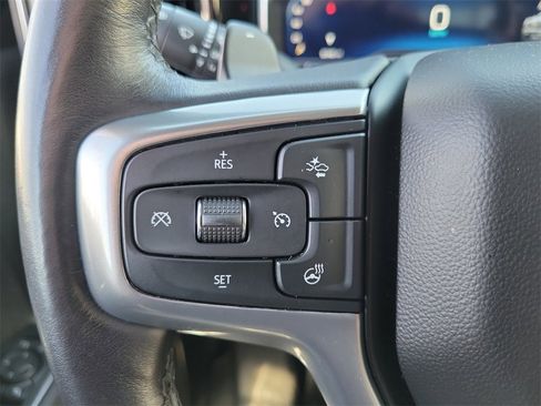 Used 2022 Chevrolet Silverado 1500 LTZ w/ LTZ Premium Package image 5