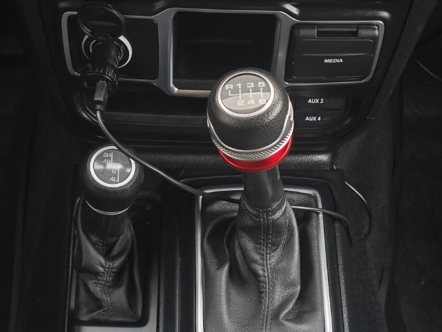 Used 2021 Jeep Wrangler Unlimited Sport AWD/4WD image 14