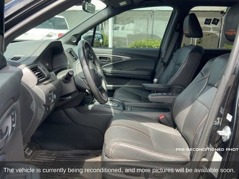 Used 2022 Honda Passport TrailSport image 11