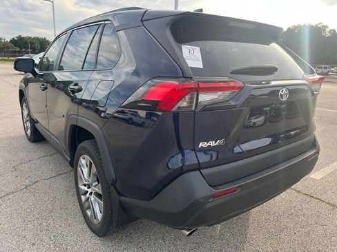 Used 2023 Toyota RAV4 XLE Premium FWD image 6