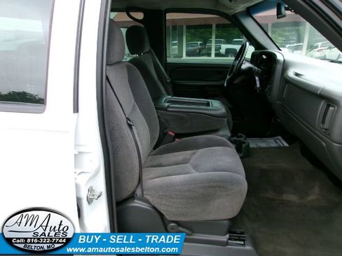 Used 2005 Chevrolet Silverado 1500 LS w/ Light Duty Power Package RWD image 17