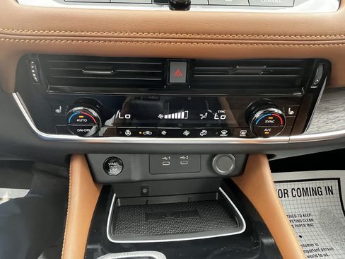 New 2026 Nissan Rogue Platinum AWD/4WD image 24