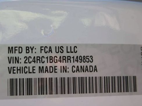 Used 2024 Chrysler Pacifica Touring-L FWD image 36