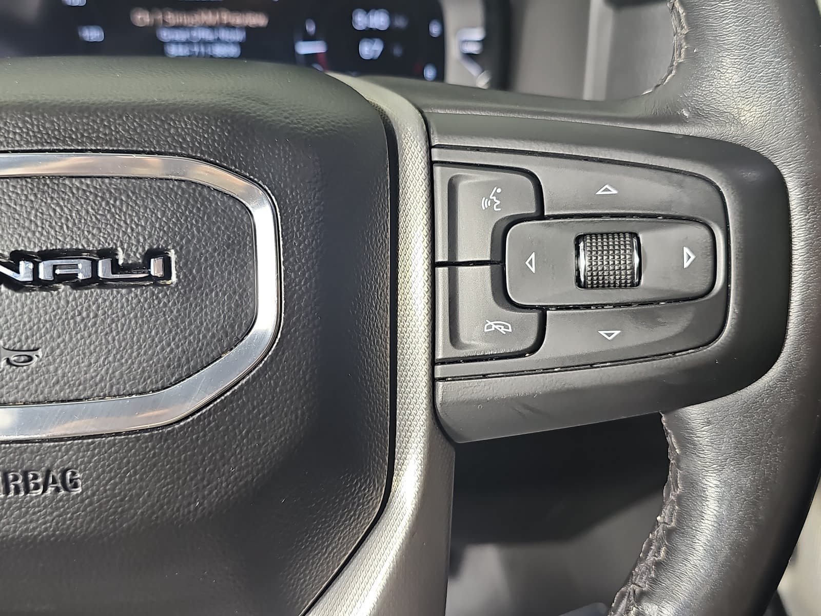 Used 2022 GMC Yukon XL Denali w/ Max Trailering Package AWD/4WD image 21