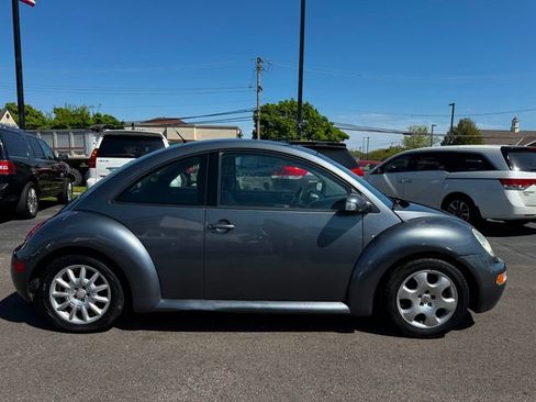 Used 2004 Volkswagen Beetle GLS FWD image 4