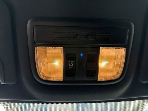 Used 2018 Honda Civic EX image 27