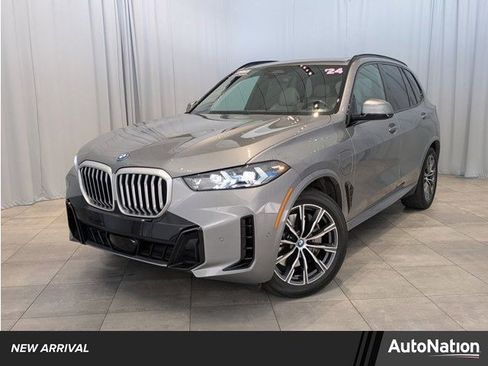 Used 2025 BMW X5 xDrive50e w/ M Sport Package image 1