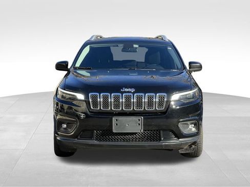 Used 2019 Jeep Cherokee Latitude w/ Cold Weather Group image 8