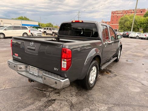 Used 2013 Nissan Frontier SV w/ SV Value Truck Pkg RWD image 7