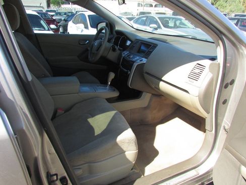 Used 2010 Nissan Murano S image 14