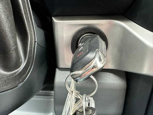 Used 2023 Ford F350 XLT w/ FX4 Off-Road Package image 36