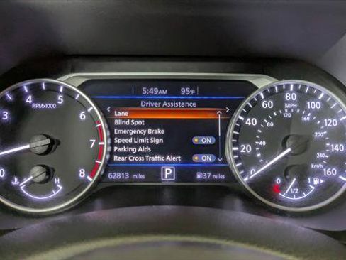 Used 2023 Nissan Sentra SV FWD image 24