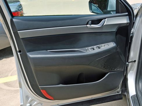 Used 2025 Hyundai Palisade SEL FWD image 8