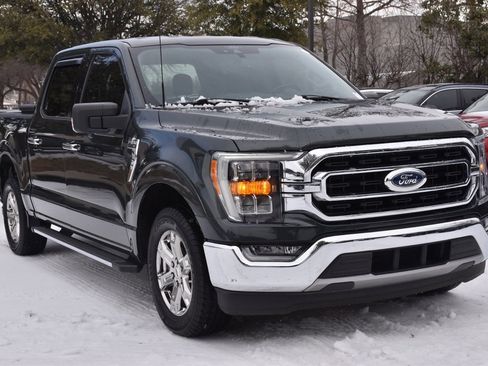 Certified 2021 Ford F150 XLT w/ Equipment Group 302A High image 4