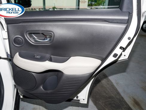 Used 2024 Honda HR-V EX-L image 15