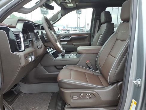 New 2026 GMC Sierra 1500 Denali w/ Denali Reserve Package image 12