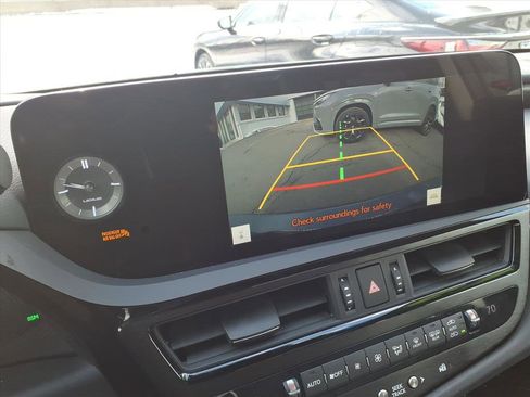 Certified 2023 Lexus ES 350 350 w/ Premium Package image 19