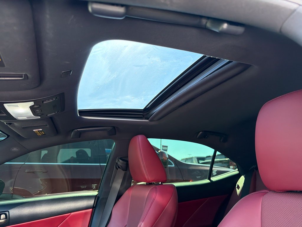 Used 2020 Lexus IS 300 F Sport w/ F Sport Package AWD/4WD image 10