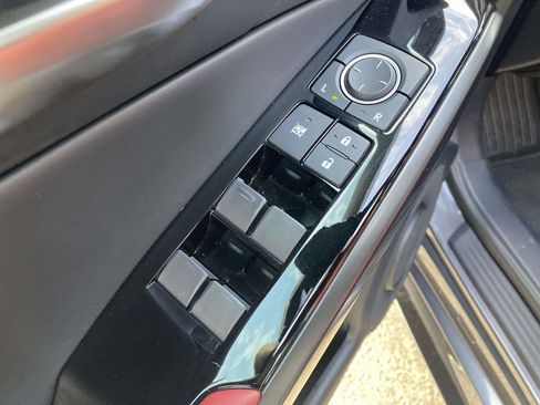 Used 2025 Lexus IS 350 F Sport w/ Accessory Package image 11