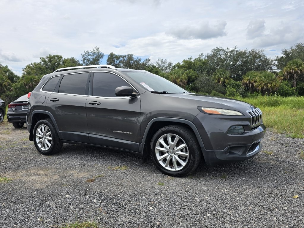Used 2014 Jeep Cherokee Limited FWD image 2
