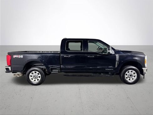 Used 2024 Ford F250 XLT w/ FX4 Off-Road Package image 5
