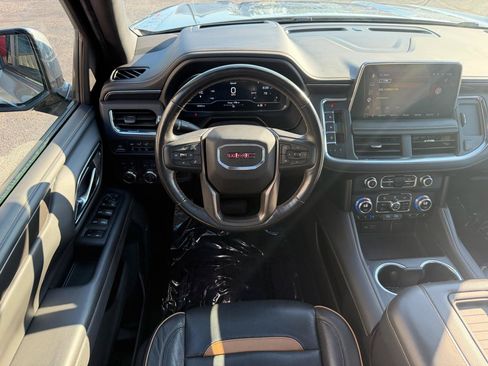 Used 2023 GMC Yukon XL AT4 w/ AT4 Premium Package AWD/4WD image 18