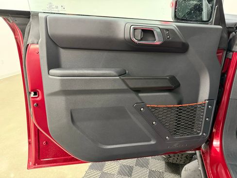 New 2025 Ford Bronco Raptor image 9