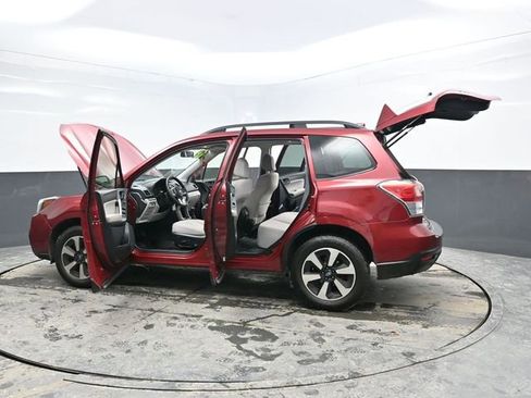 Used 2018 Subaru Forester 2.5i Premium image 41