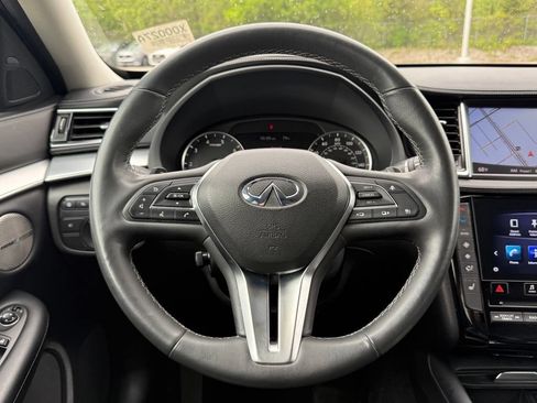 Used 2019 INFINITI QX50 Essential w/ Premium Heat Package AWD/4WD image 17