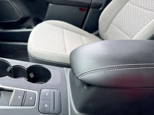 Used 2021 Ford Escape SE w/ Cold Weather Package AWD/4WD image 20