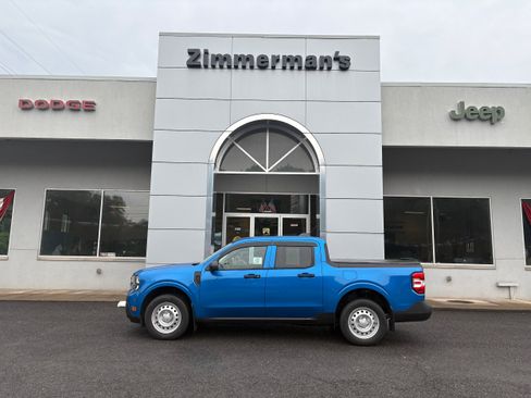 Used 2025 Ford Maverick XL w/ Equipment Group 101A AWD/4WD image 1