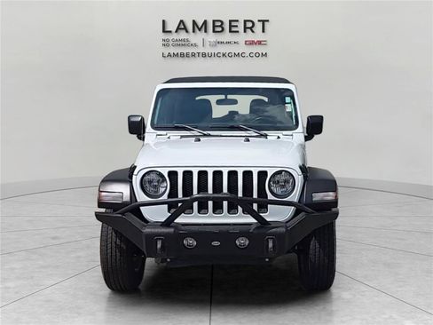 Used 2022 Jeep Wrangler Unlimited Sport AWD/4WD image 8