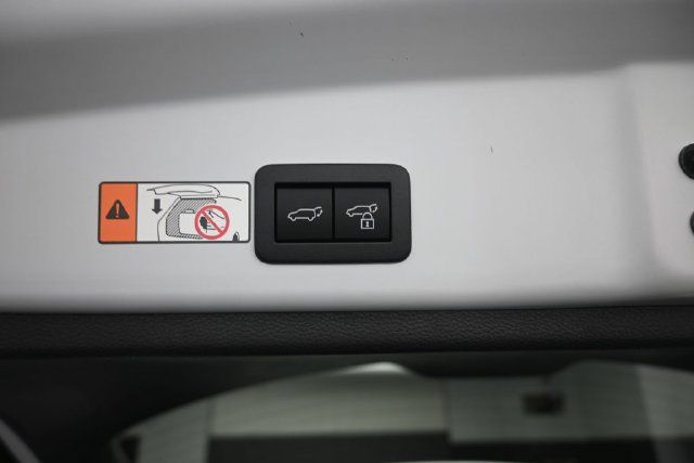 Used 2026 Toyota Corolla Cross XLE w/ Convenience Package FWD image 31
