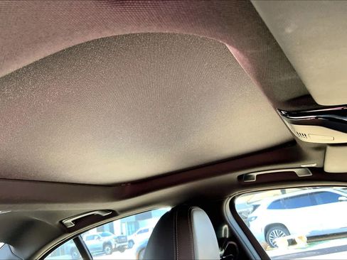 Used 2022 BMW 330i xDrive 330i xDrive image 14