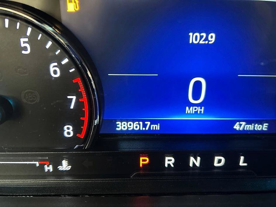 Used 2022 Ford Explorer XLT AWD/4WD image 12