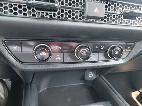 Used 2025 Honda HR-V Sport image 27