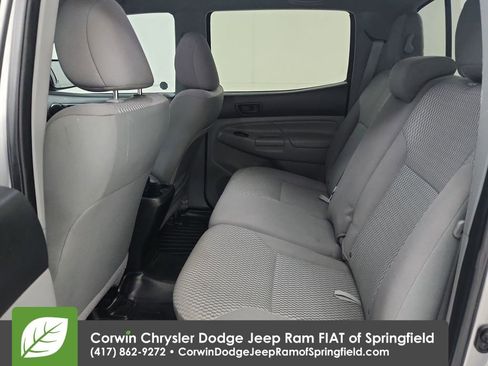 Used 2014 Toyota Tacoma PreRunner image 29