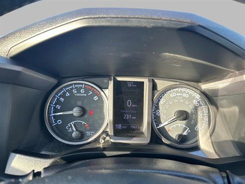 Used 2020 Toyota Tacoma TRD Off-Road image 27