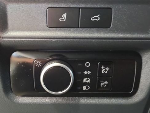 Used 2024 Ford Expedition Max XLT AWD/4WD image 19