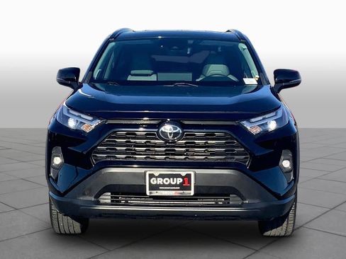 Used 2023 Toyota RAV4 XLE Premium AWD/4WD image 4