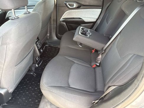 Certified 2023 Jeep Compass Sport AWD/4WD image 16