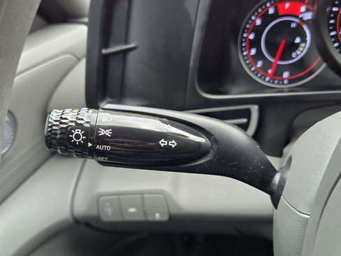 Used 2023 Hyundai Elantra SEL image 21