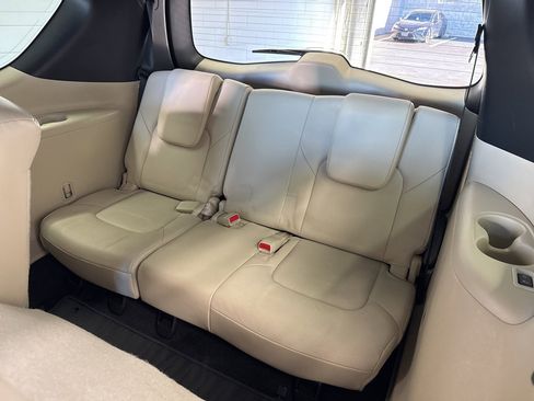 Used 2021 INFINITI QX80 Sensory w/ All-Season Package image 43