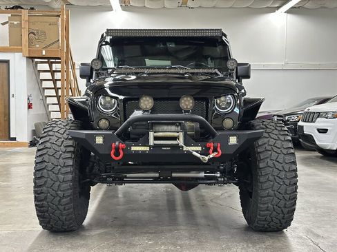 Used 2016 Jeep Wrangler Unlimited Rubicon AWD/4WD image 7