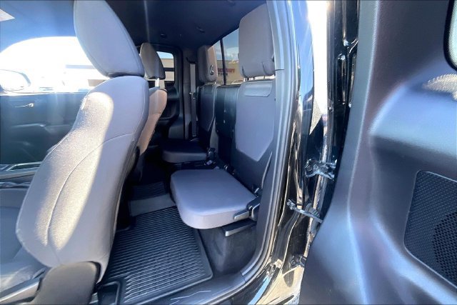 Used 2019 Toyota Tacoma TRD Sport w/ Technology Package AWD/4WD image 28