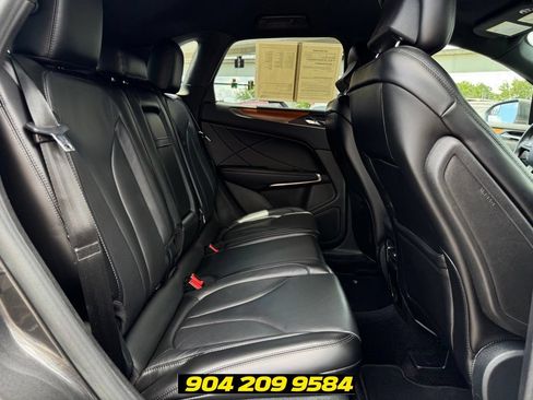 Used 2017 Lincoln MKC Select FWD image 30