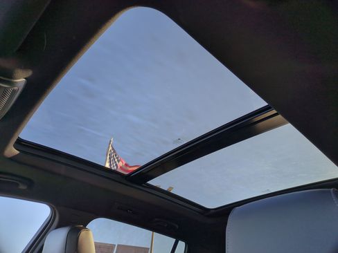 Certified 2024 Cadillac XT6 Premium Luxury w/ Technology Package image 18