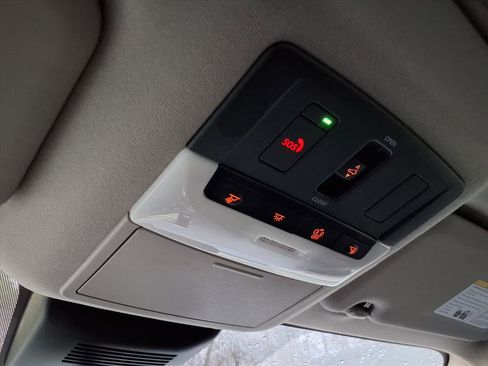 Used 2024 Nissan Sentra SR w/ SR Premium Package image 23