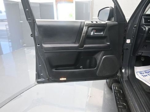 Used 2024 Toyota 4Runner TRD Off-Road image 10