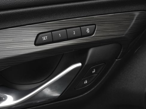 Used 2020 GMC Terrain SLT w/ Preferred Package image 12